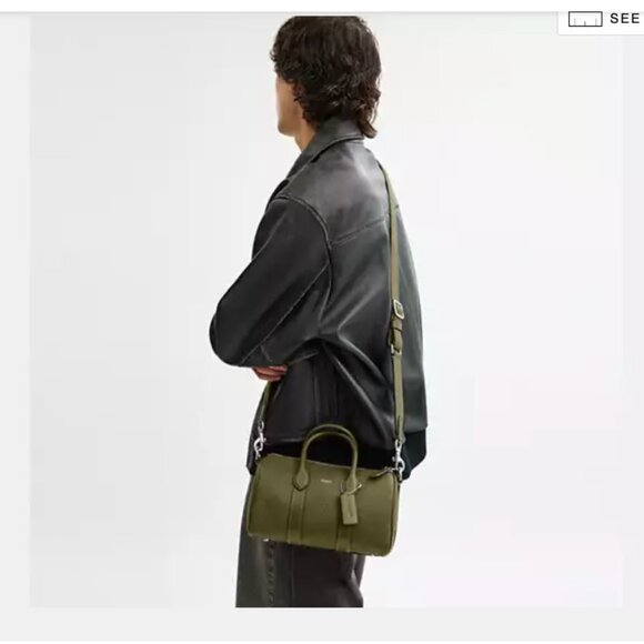 Coach Compass 25 in olive. Like new. Rare color.  No longer available. - Picture 15 of 16